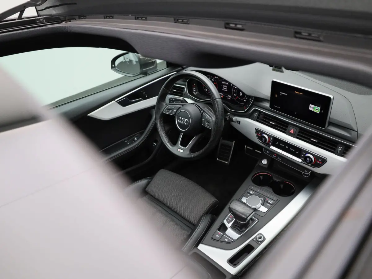 2.0 TFSI ultra Launch Edition | Automaat | Panoramdak | Stoelverwarming | Navigatie | Climate Control |