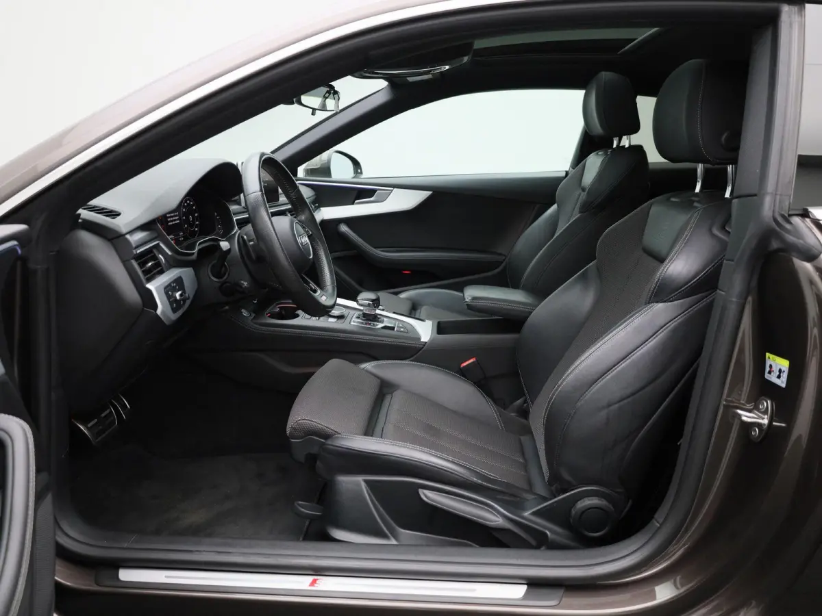2.0 TFSI ultra Launch Edition | Automaat | Panoramdak | Stoelverwarming | Navigatie | Climate Control |