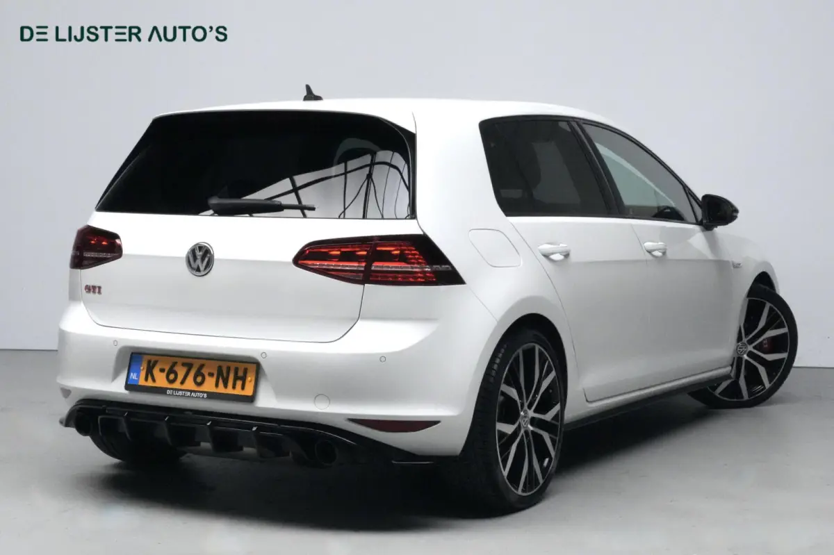 2.0 TSI GTI Performance | CarPlay | Stoelverwarming | Cruise | Climate | Pdc | Led | 19 Inch | Sfeer | Dynaudio |