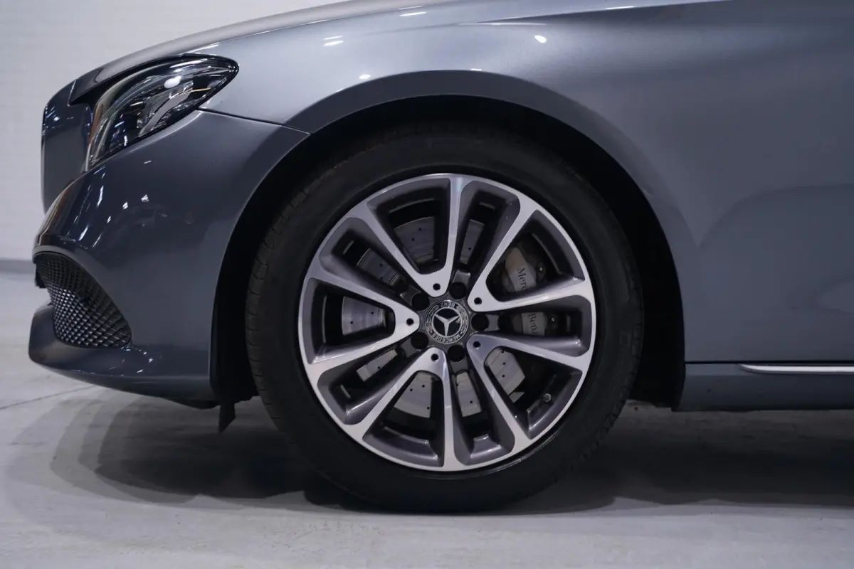 350 d 4Matic Avantgarde Head up Burmester Sportstoelen Leder Stoelverwarming/ventilatie Camera Distronic