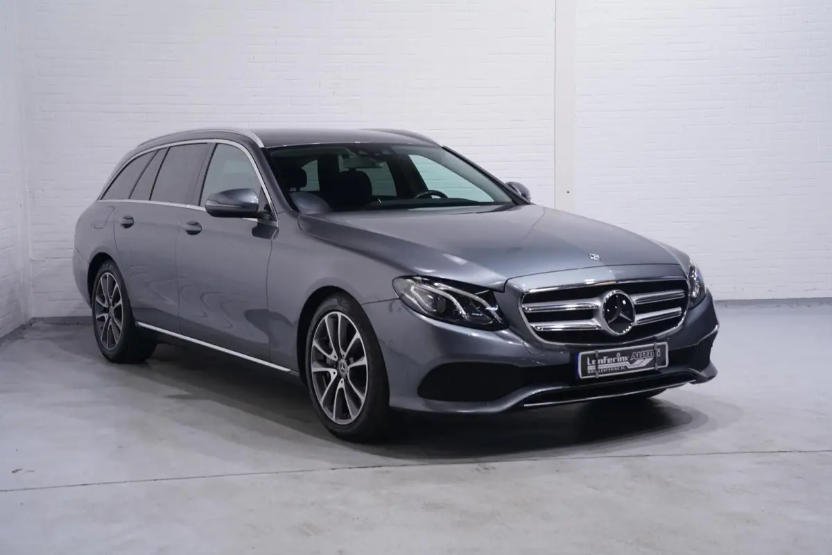 350 d 4Matic Avantgarde Head up Burmester Sportstoelen Leder Stoelverwarming/ventilatie Camera Distronic