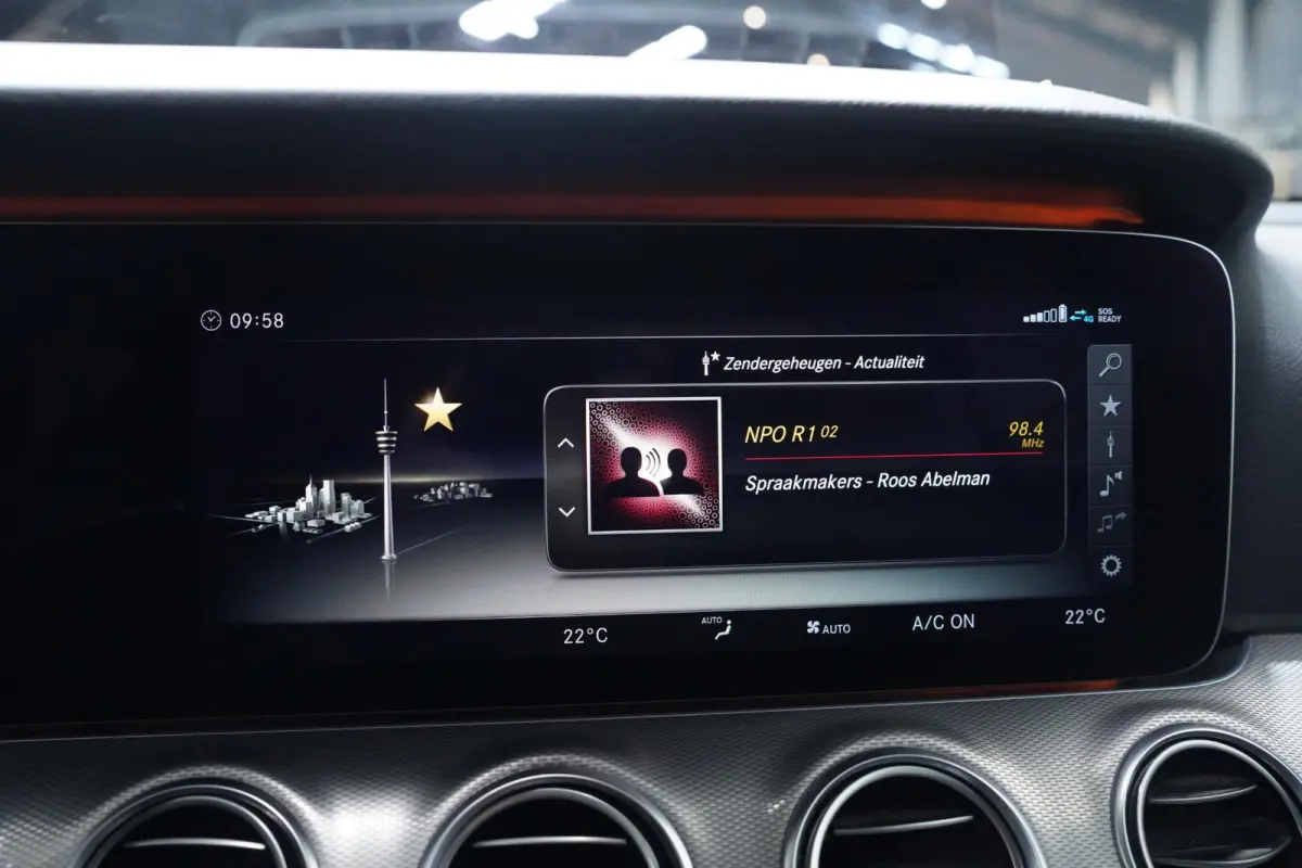 350 d 4Matic Avantgarde Head up Burmester Sportstoelen Leder Stoelverwarming/ventilatie Camera Distronic