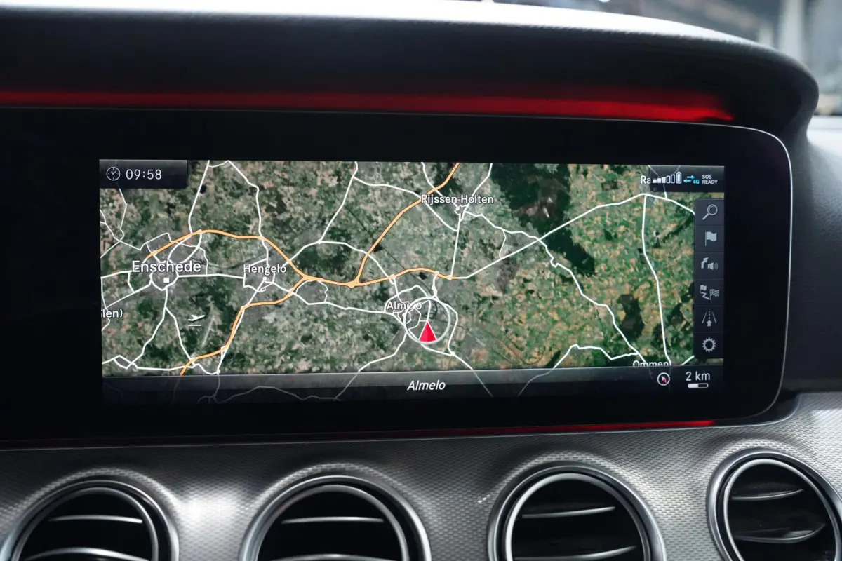 350 d 4Matic Avantgarde Head up Burmester Sportstoelen Leder Stoelverwarming/ventilatie Camera Distronic
