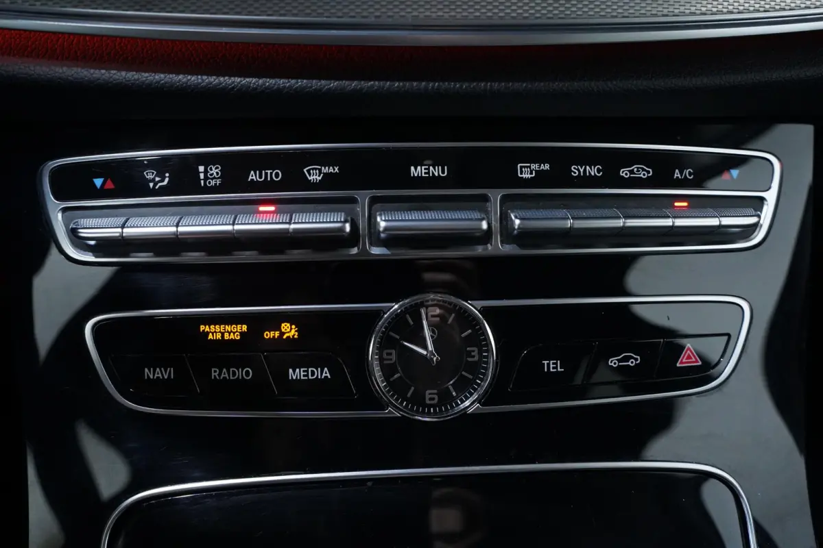 350 d 4Matic Avantgarde Head up Burmester Sportstoelen Leder Stoelverwarming/ventilatie Camera Distronic