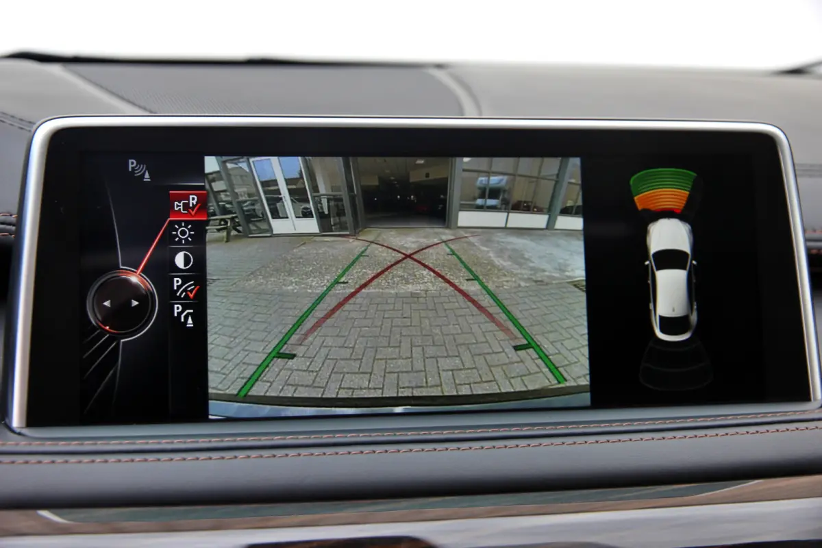 xDrive40d High Executive | Pano | H/K | Ventilatie | 360 | Memory