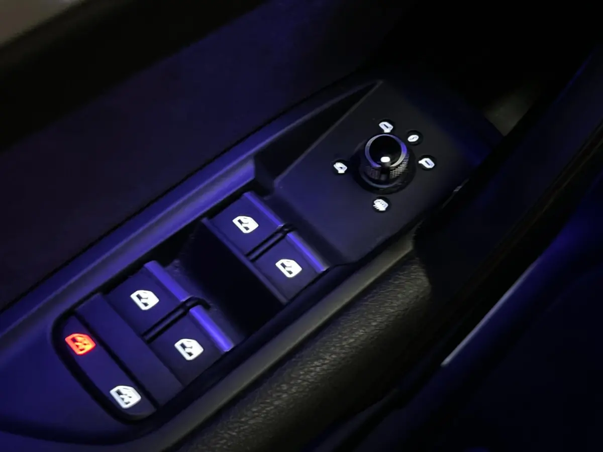 2.0 TFSI Quattro / S Line / Pano / NL-auto / Virtual