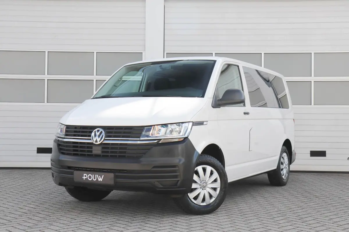 2.0 TDI 110pk L1H1 | Airco | Bluetooth Telefoonvoorbereiding | 9 Zitplaatsen Op Kenteken | Ideaal Voor Camperombouw