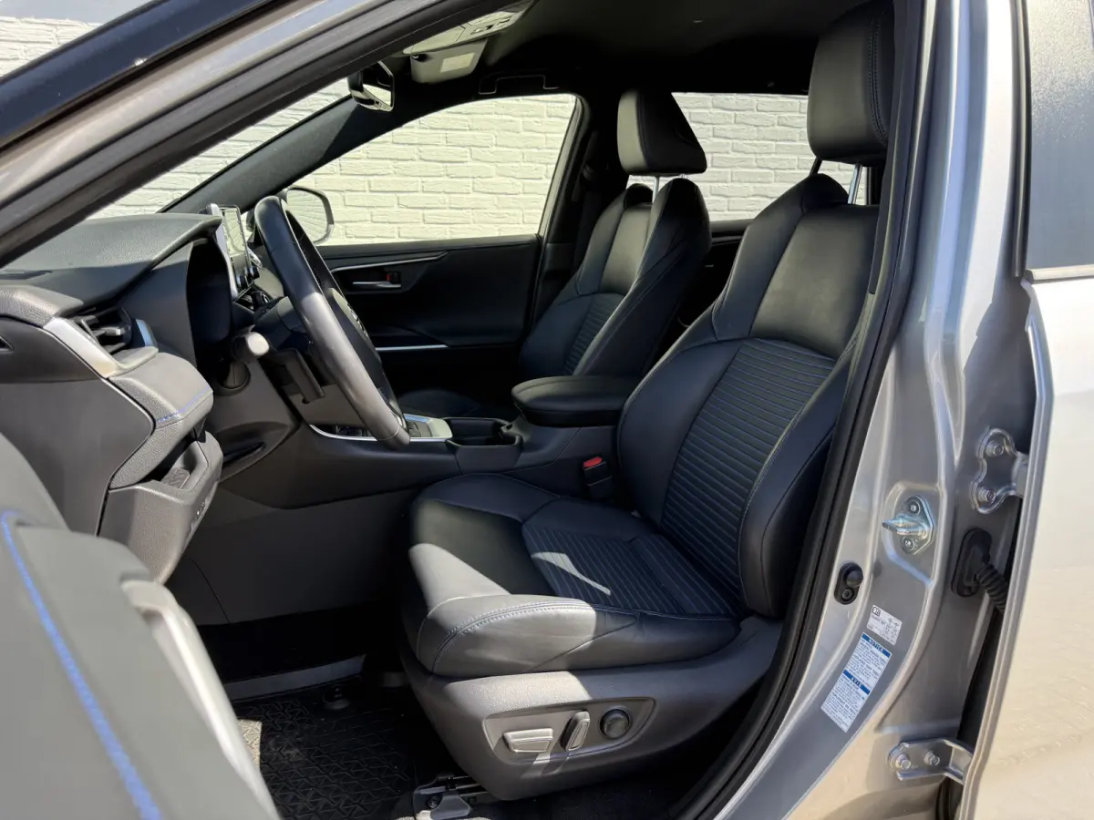 2.5 Hybrid AWD Bi-Tone | ACC | Leder | Camera | Keyless | 18 inch