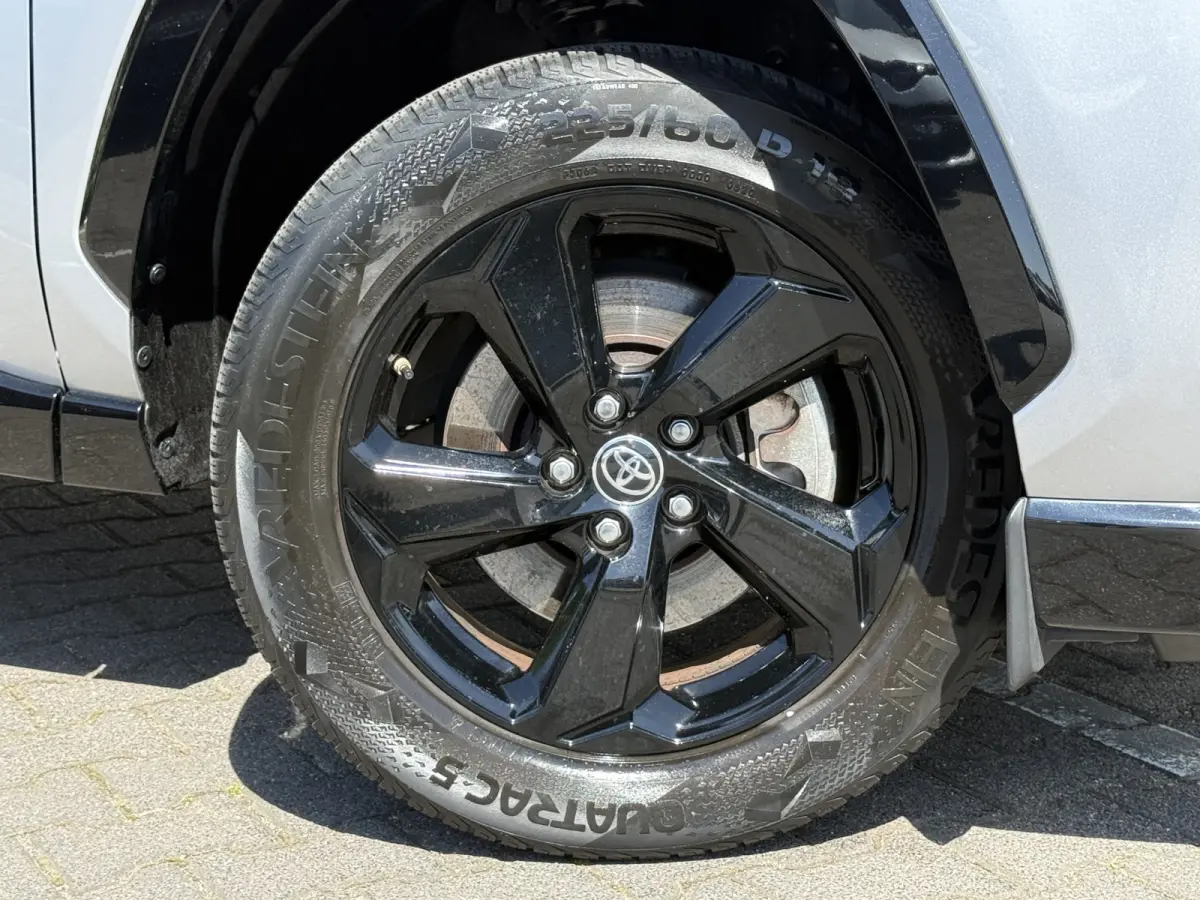 2.5 Hybrid AWD Bi-Tone | ACC | Leder | Camera | Keyless | 18 inch