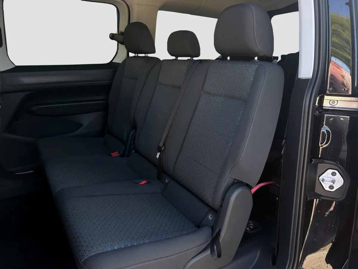 Grand PHEV Titanium | Winterpack | Adap. Cruise Control | Camera | 7 Persoons | CarPlay |