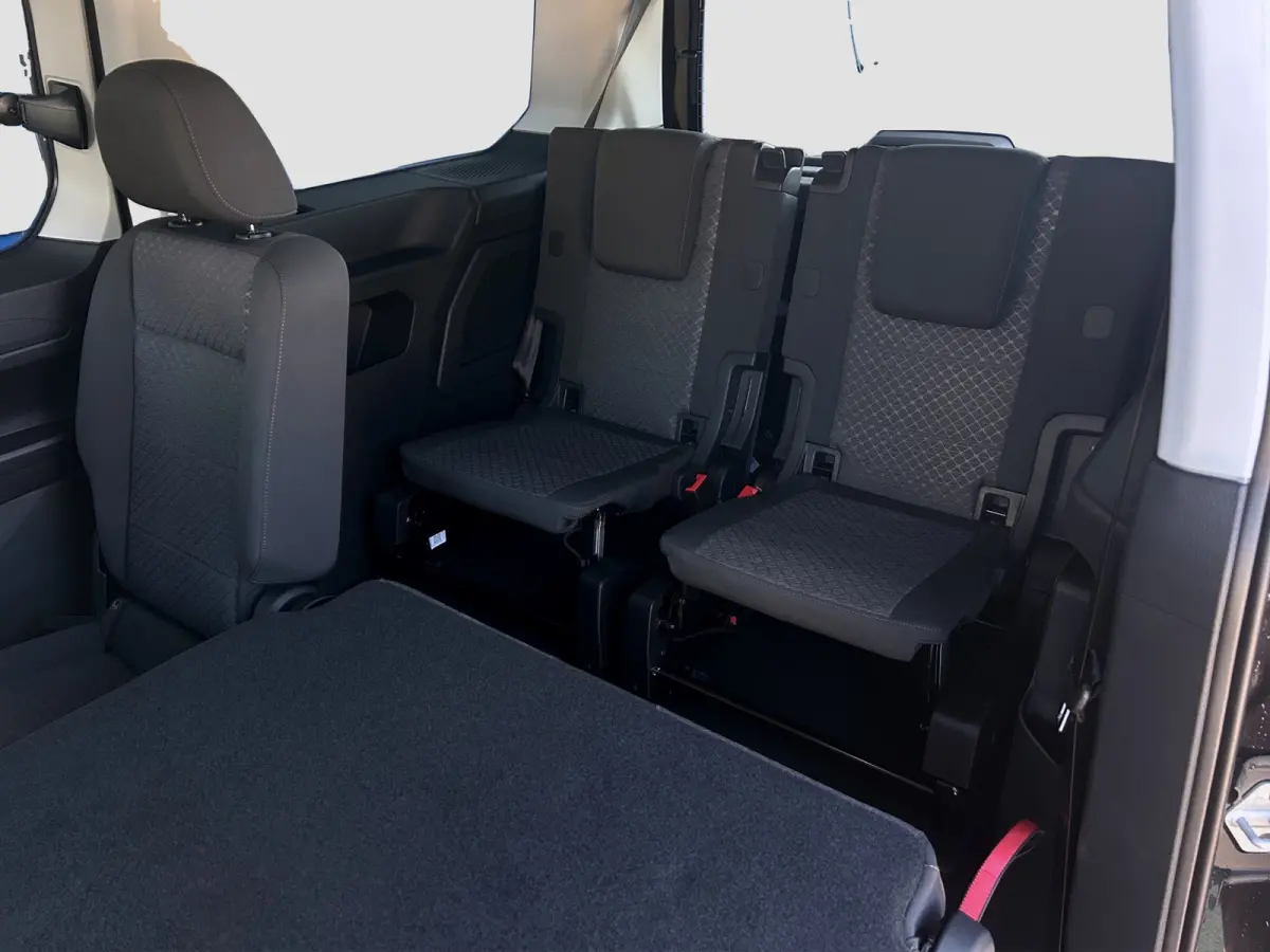 Grand PHEV Titanium | Winterpack | Adap. Cruise Control | Camera | 7 Persoons | CarPlay |