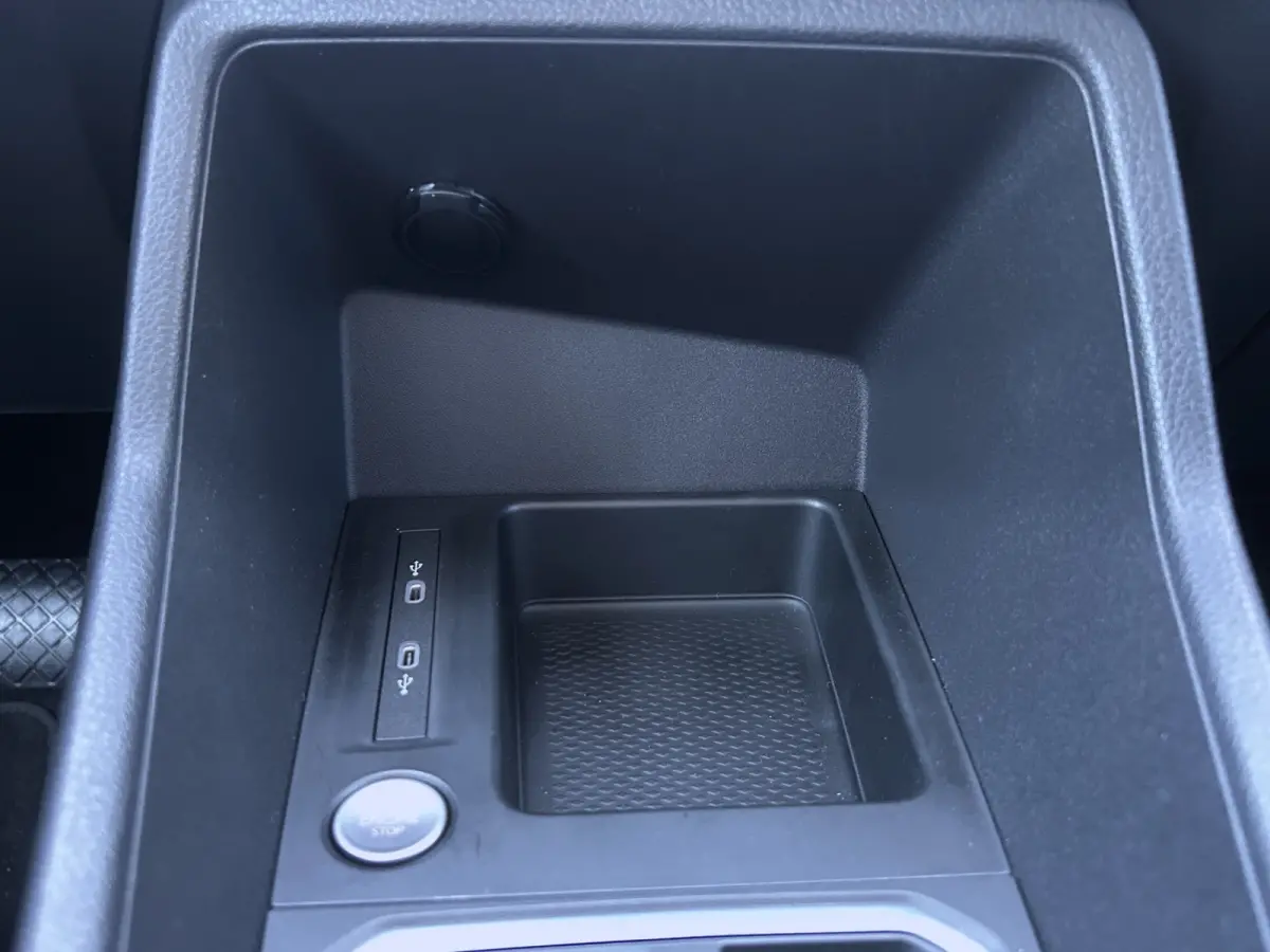 Grand PHEV Titanium | Winterpack | Adap. Cruise Control | Camera | 7 Persoons | CarPlay |