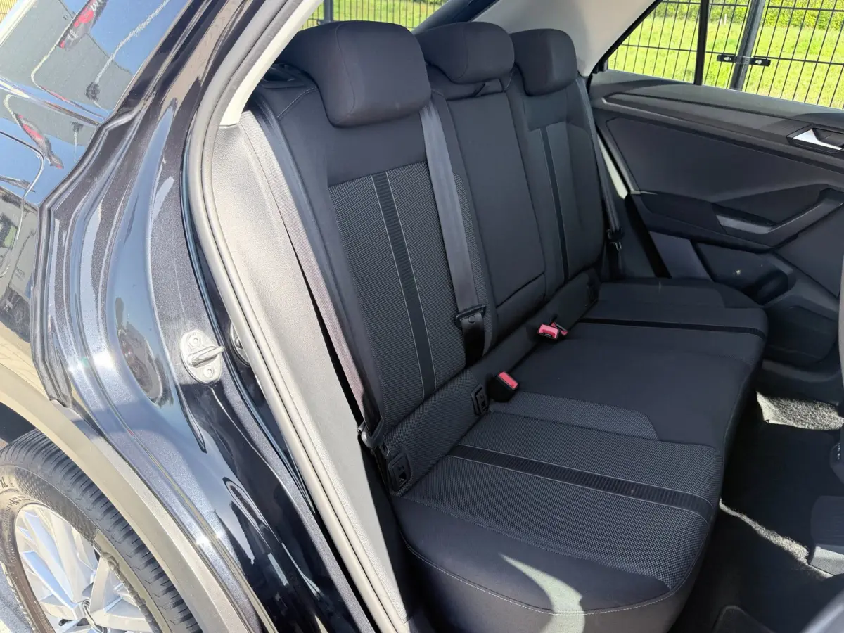 1.0 TSI Life | Camera | Carplay | PDC | ACC | NAV