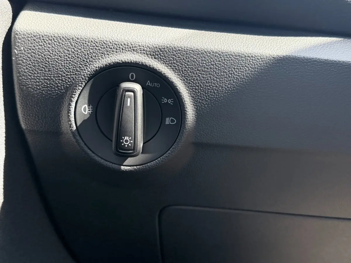 1.0 TSI Life | Camera | Carplay | PDC | ACC | NAV