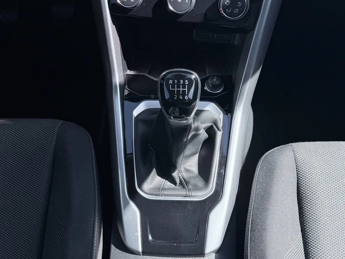 1.0 TSI Life | Camera | Carplay | PDC | ACC | NAV