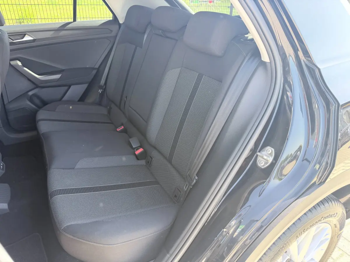1.0 TSI Life | Camera | Carplay | PDC | ACC | NAV