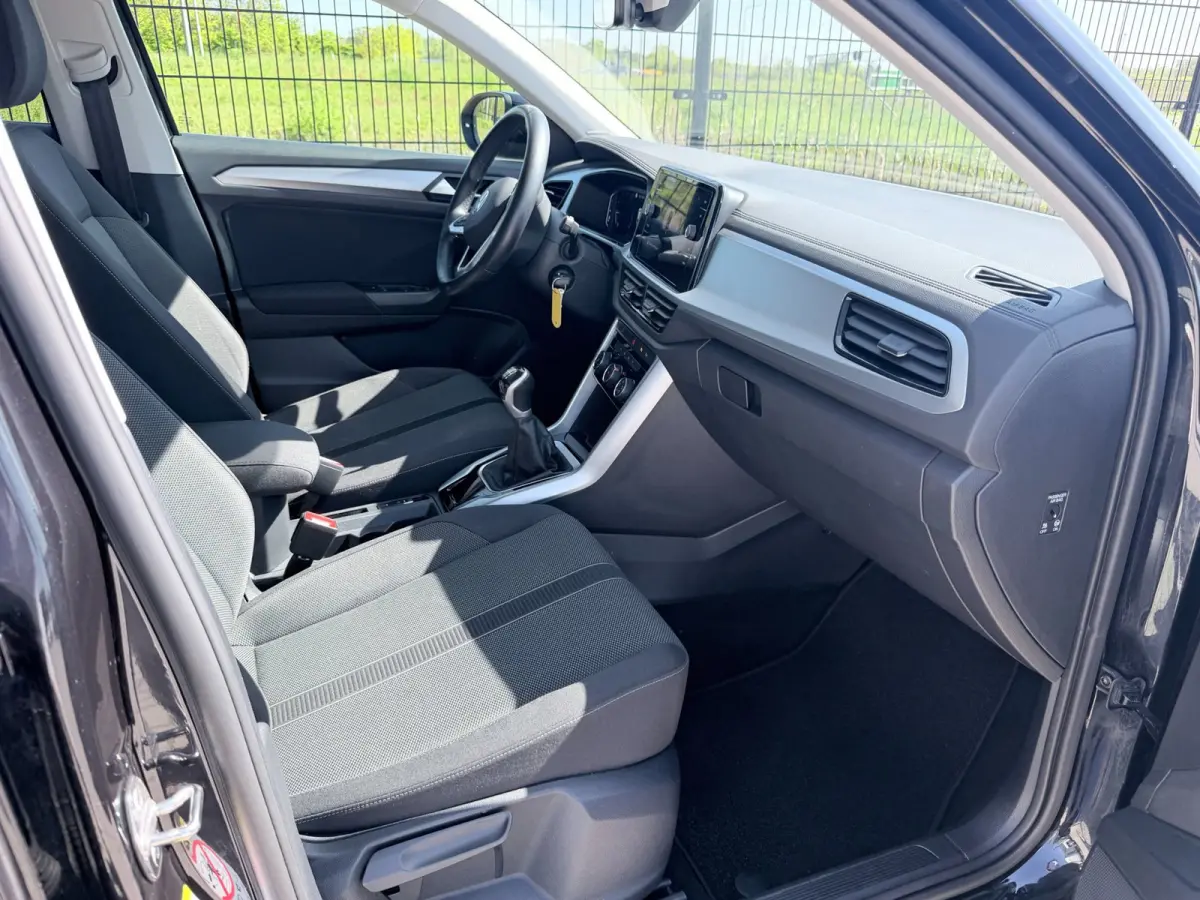 1.0 TSI Life | Camera | Carplay | PDC | ACC | NAV