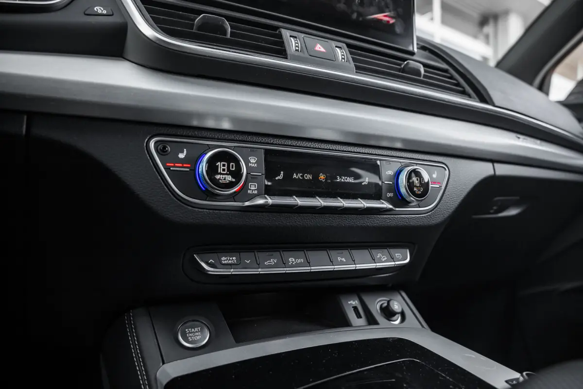 55 TFSI e S edition Competition | Trekhaak | Stoelverwarming | Adaptive Cruise Control |