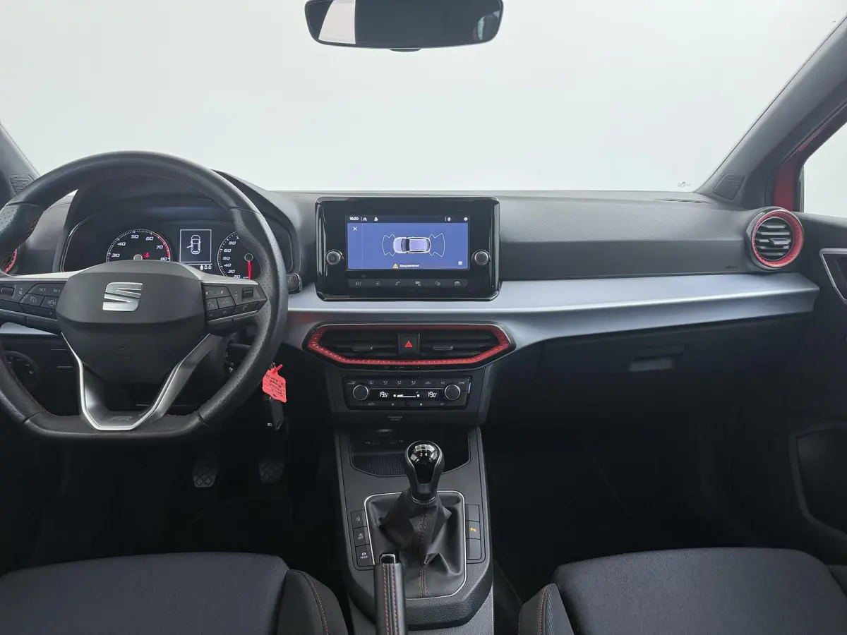 1.0 EcoTSI FR | Apple CarPlay | LED Koplampen | Climate Control |
