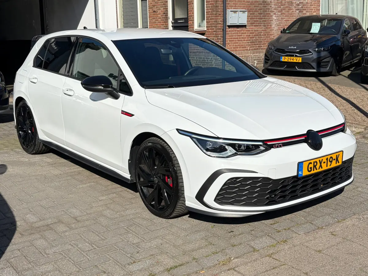 2.0 TSI GTI, Stoel/ stuurverwarming, Ambiance, Apple carplay, Spoiler