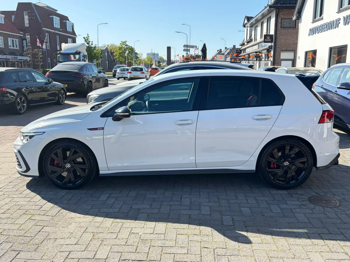 2.0 TSI GTI, Stoel/ stuurverwarming, Ambiance, Apple carplay, Spoiler