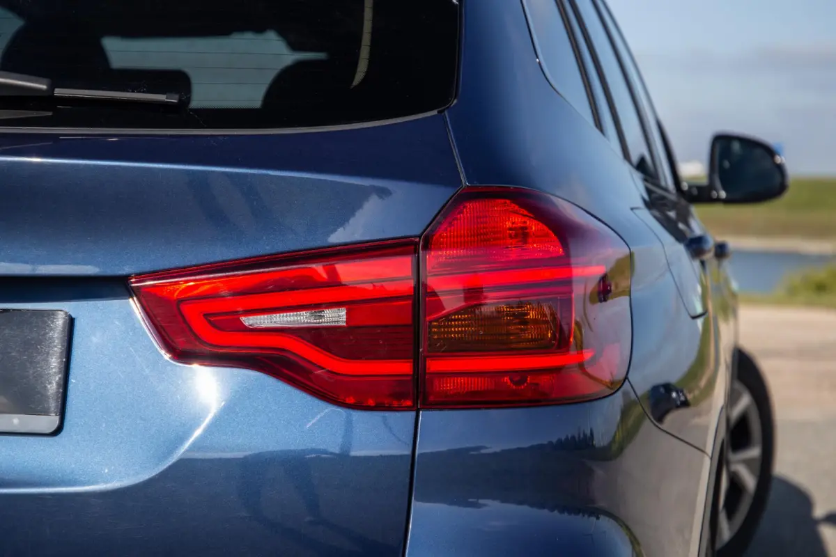 xDrive30e Executive BLACK LINE / PANORAMA DAK / CARPLAY / LEER / STOELVERWARMING / CAMERA