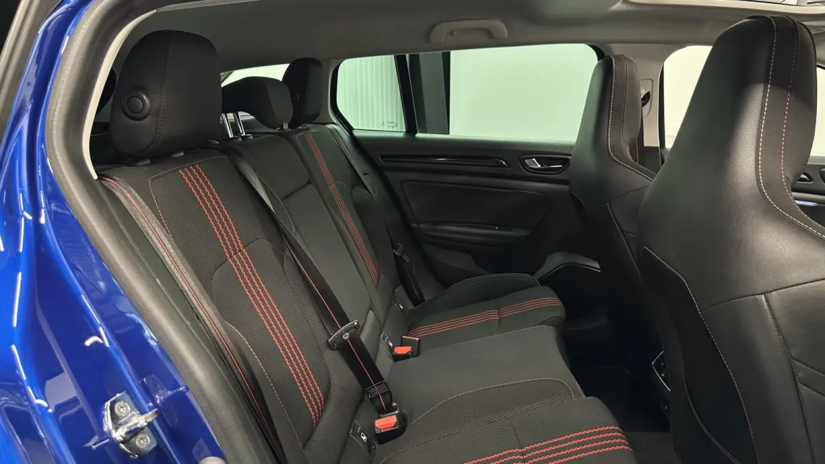 Estate 1.6 Plug-In Hybrid 160 R.S. Line PANO CAMERA ADAPTIEF CRUISE.