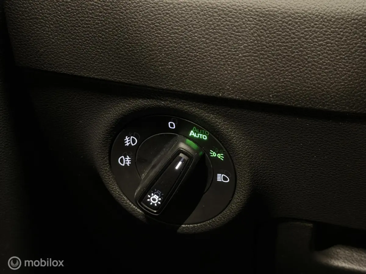 1.0 TSI Clever Ed. AUTOMAAT VIRTUAL CARPLAY DAB+