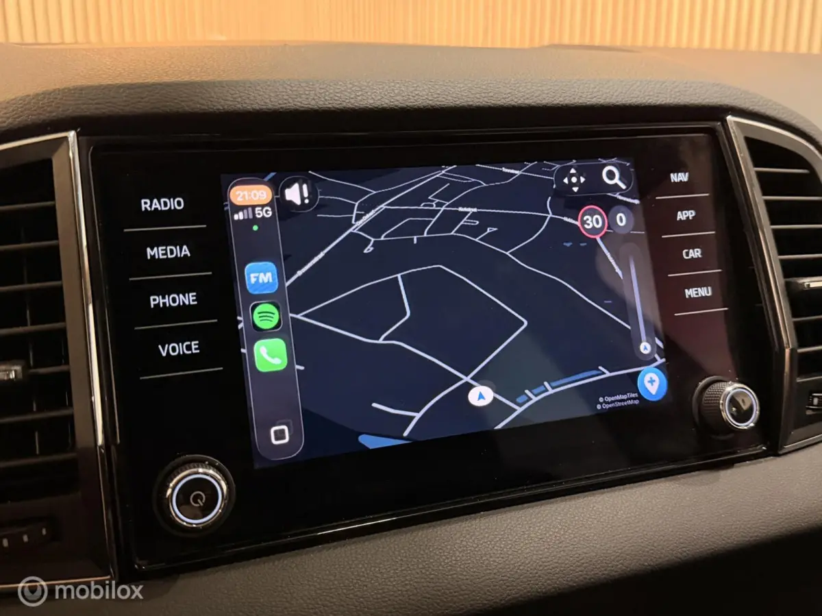1.0 TSI Clever Ed. AUTOMAAT VIRTUAL CARPLAY DAB+