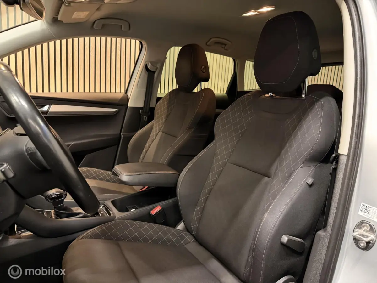 1.0 TSI Clever Ed. AUTOMAAT VIRTUAL CARPLAY DAB+