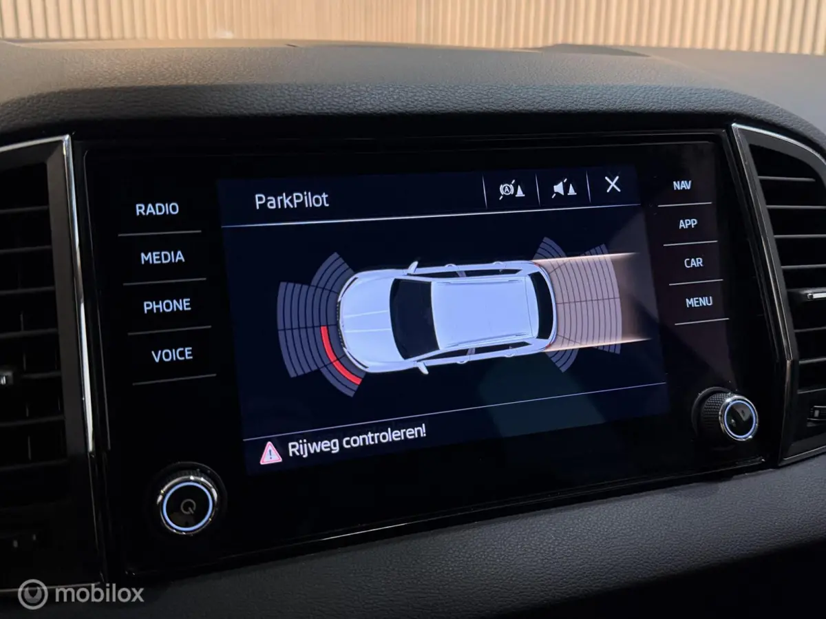 1.0 TSI Clever Ed. AUTOMAAT VIRTUAL CARPLAY DAB+