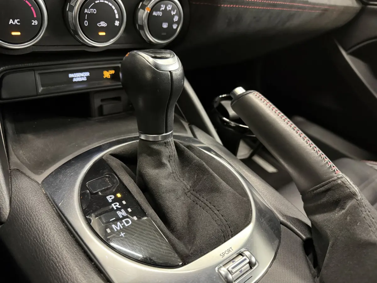 Abarth 1.4 MultiAir Turbo aut. LED/BOSE/ZWART-LEER/17"/NAVI/ECC/CRUISE/VOLLEDIGE ABARTH DEALER HISTORIE, NET OH BEURT GEHAD