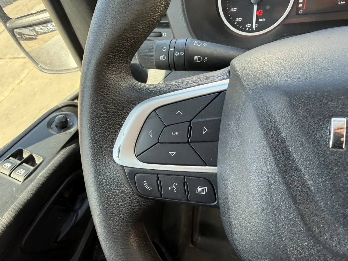35C14 2.3 Kipper Dubbele Cabine Dubbellucht 3,5t Trekhaak 6 Stoelen Airco Cruise Control Benne Tipper
