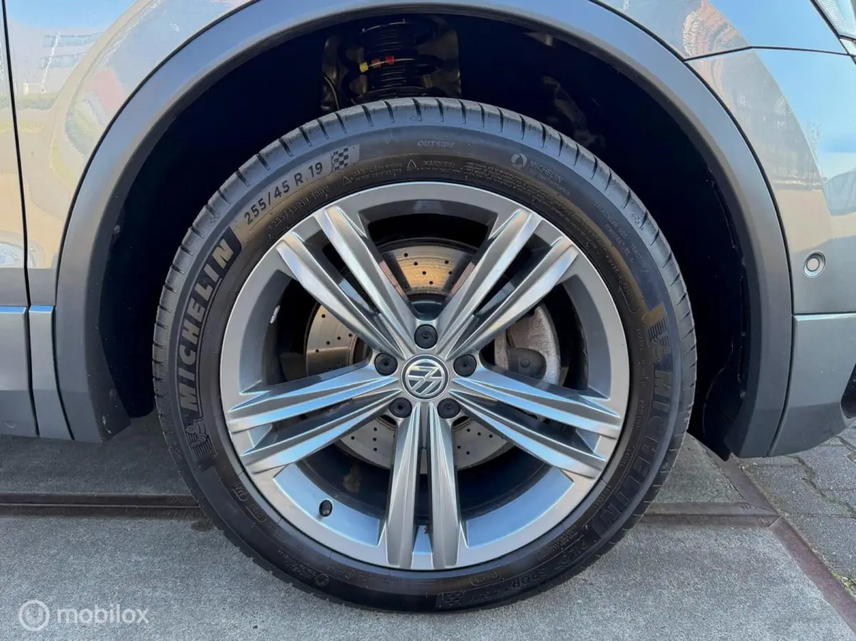 2.0 TSI 4Motion R-line Pano Leer