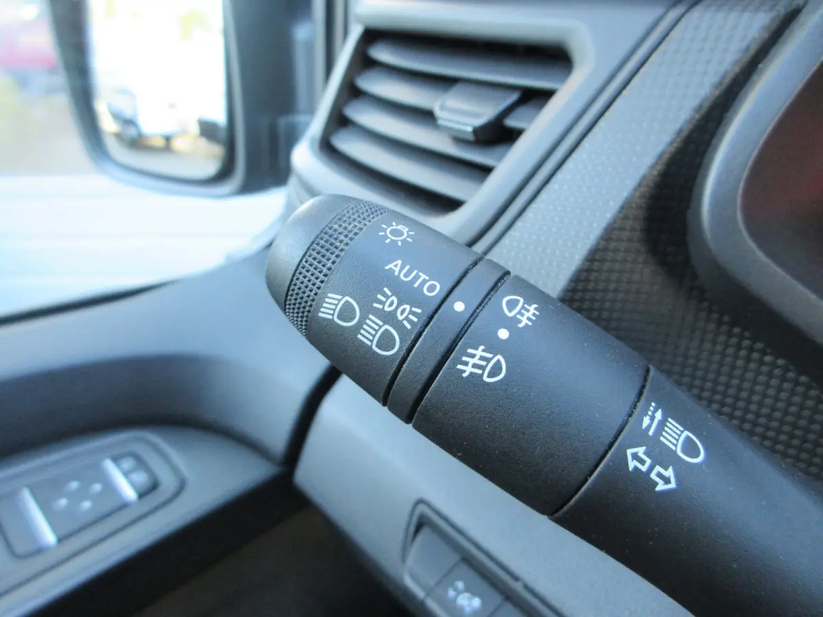 2.0 dCi L2, 131pk, LED, 2xSchuifdeur, Navigatie, 3-Zits.