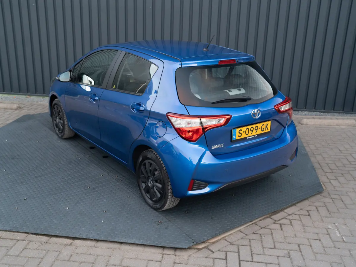 1.0 VVT-i Active | Camera | Stoelverwarming | Prijs Rijklaar!!