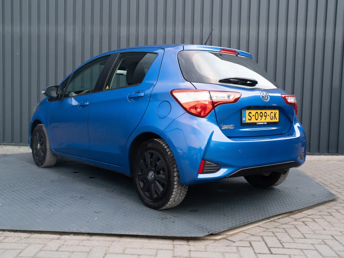 1.0 VVT-i Active | Camera | Stoelverwarming | Prijs Rijklaar!!
