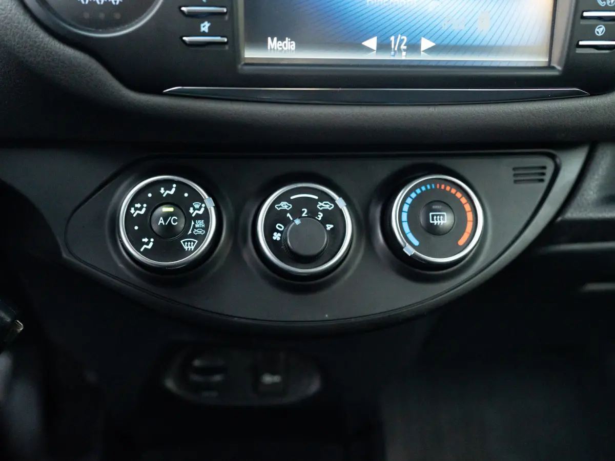 1.0 VVT-i Active | Camera | Stoelverwarming | Prijs Rijklaar!!