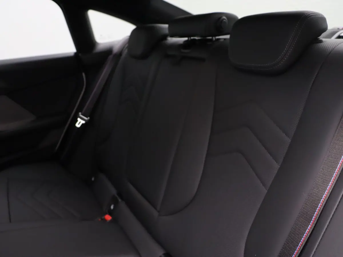 220 High Executive M Sportpakket Pro | Innovation Pack | Harman Kardon