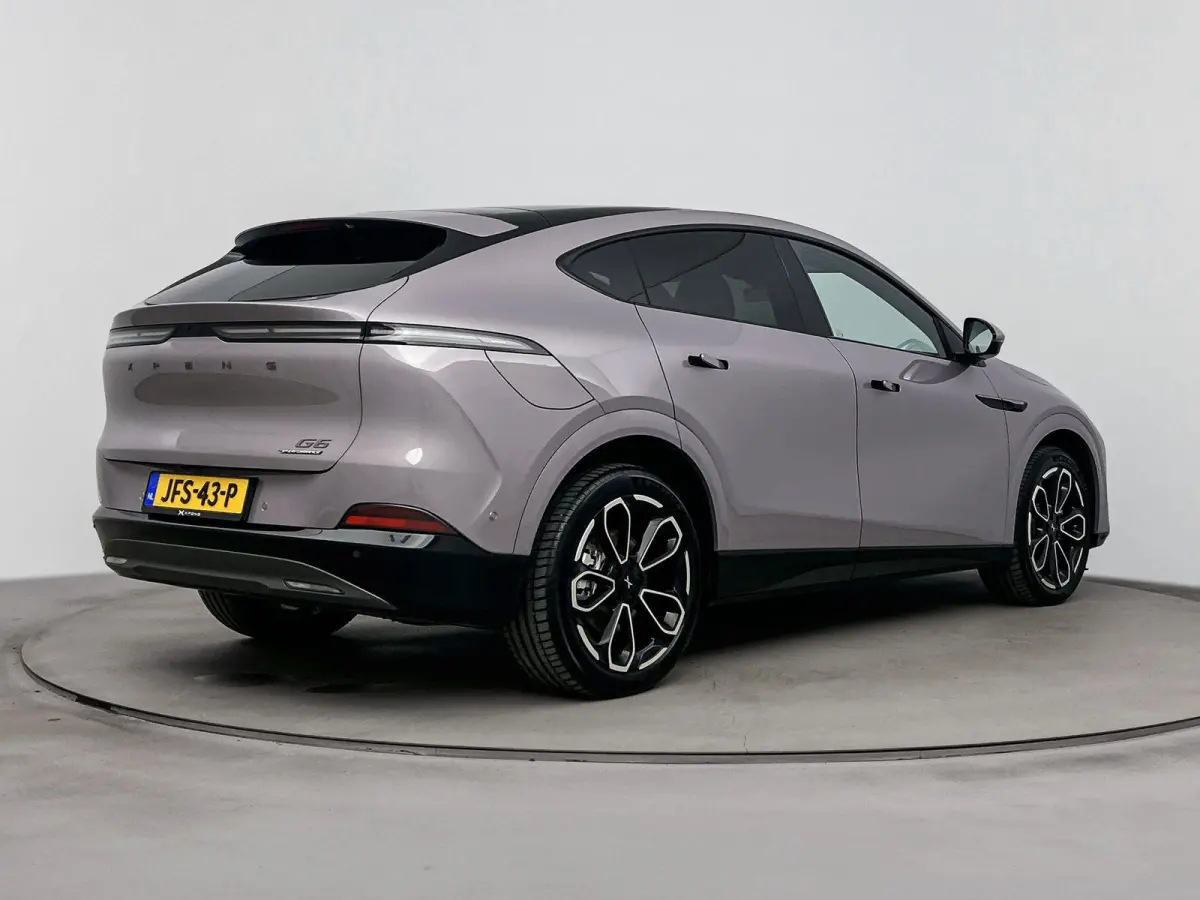 AWD Performance 80.8 kWh Trekhaak | Nieuw Model | Apple Carplay | SoH 98,5%