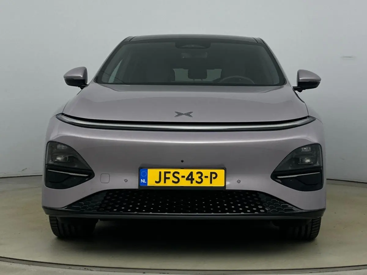 AWD Performance 80.8 kWh Trekhaak | Nieuw Model | Apple Carplay | SoH 98,5%