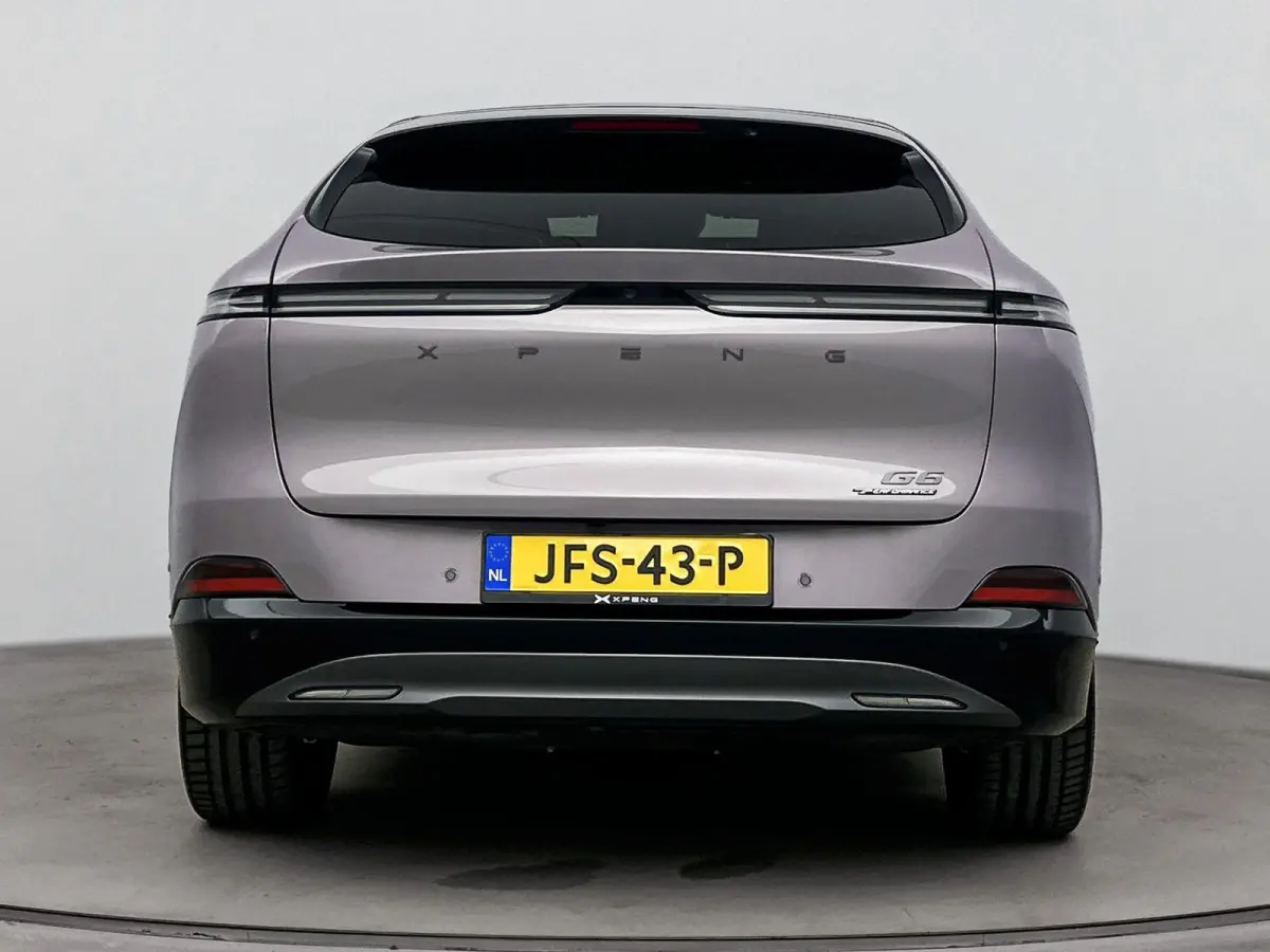 AWD Performance 80.8 kWh Trekhaak | Nieuw Model | Apple Carplay | SoH 98,5%