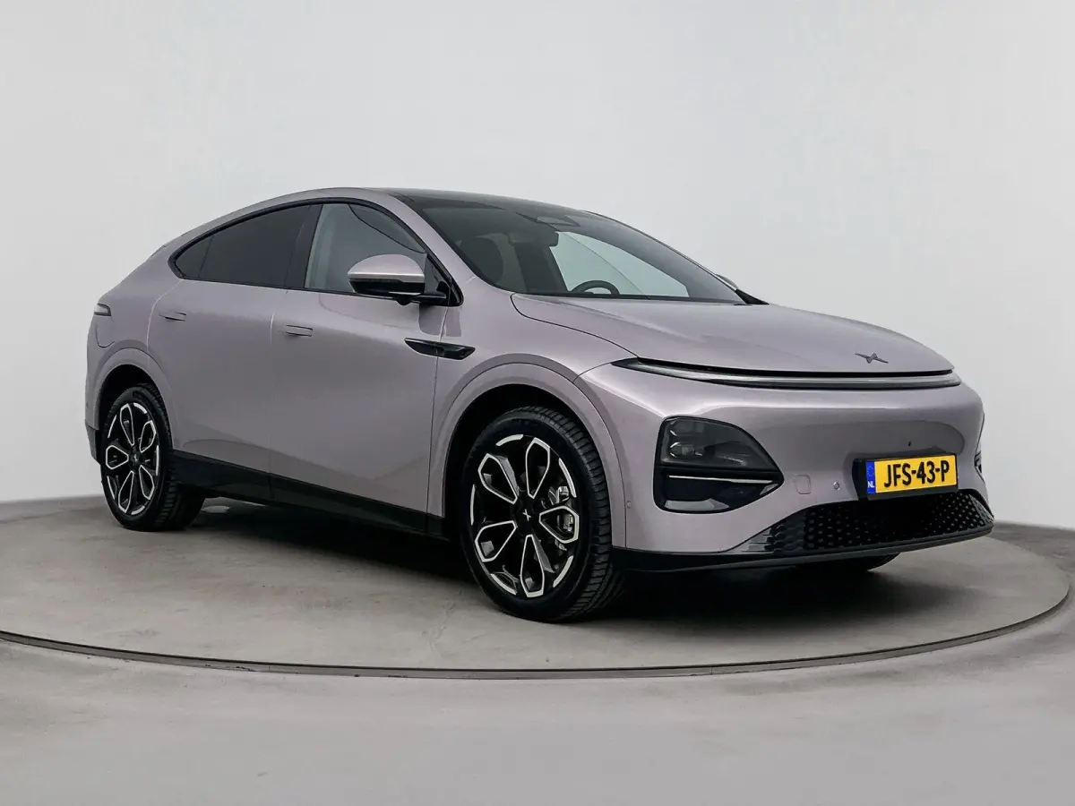 AWD Performance 80.8 kWh Trekhaak | Nieuw Model | Apple Carplay | SoH 98,5%