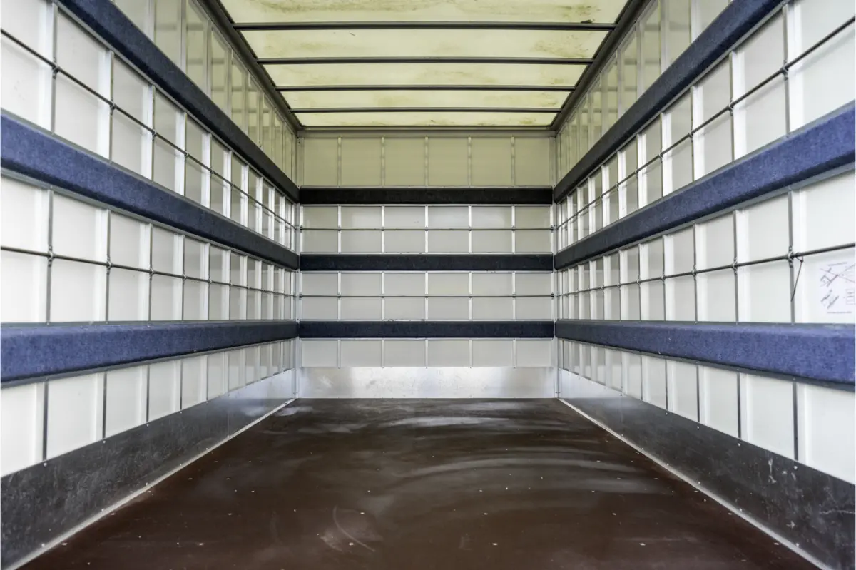 **2.3 dCi Bakwagen met deuren | 164 PK | Euro 6 | Cruise | Airco | MF Stuur**