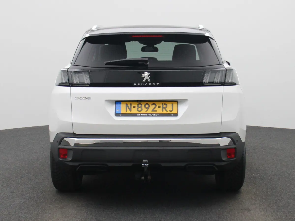 1.2 PureTech Blue Lease Allure | TREKHAAK | NAVIGATIE | CAMERA | ZWART DAK