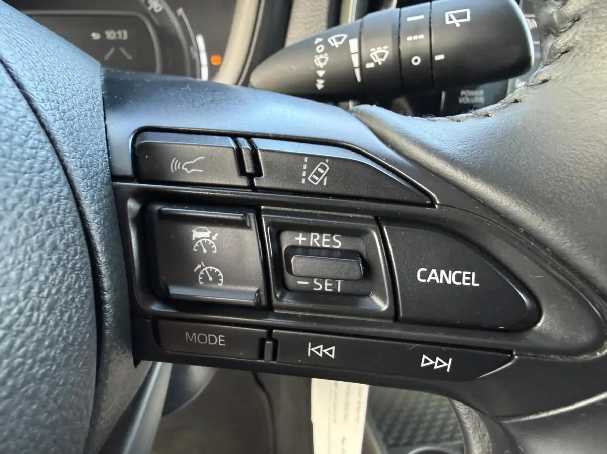 1.0 VVT-i MT Play CARPLAY/CAMERA *ALL-IN PRIJS*