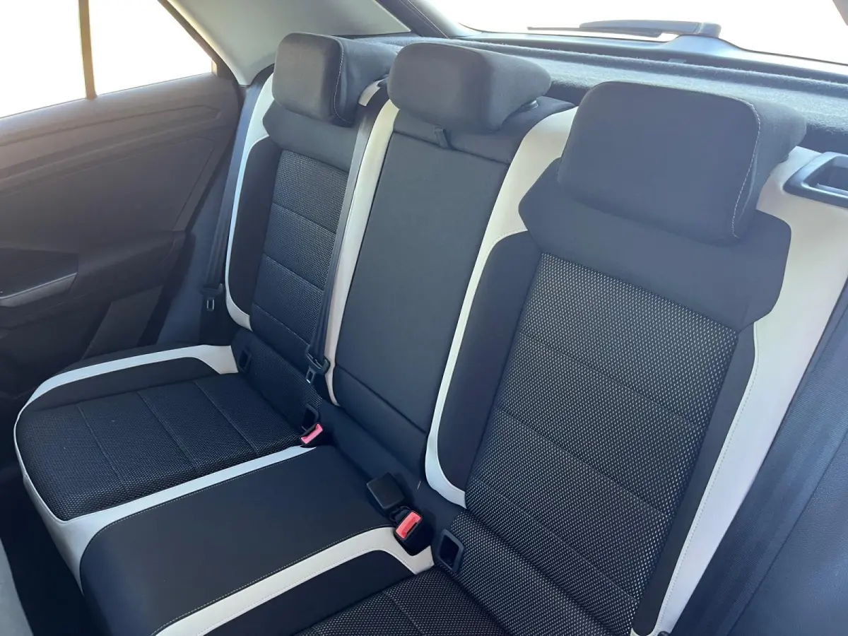 1.5 TSI Sport | Adaptieve Cruise Control | Stoelverwarming | Parkeercamera | Digitale Cockpit