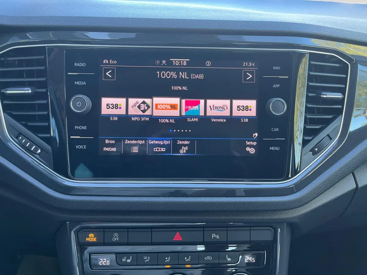 1.5 TSI Sport | Adaptieve Cruise Control | Stoelverwarming | Parkeercamera | Digitale Cockpit