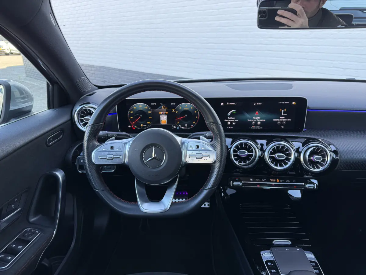 250 4MATIC AMG-Line | Pano | Trekhaak | MultiBeam LED | Ambient Light | 19 inch