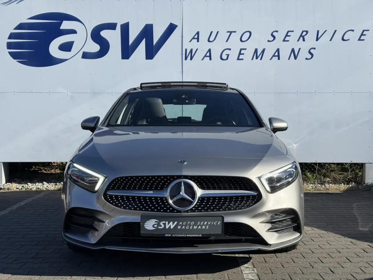 250 4MATIC AMG-Line | Pano | Trekhaak | MultiBeam LED | Ambient Light | 19 inch